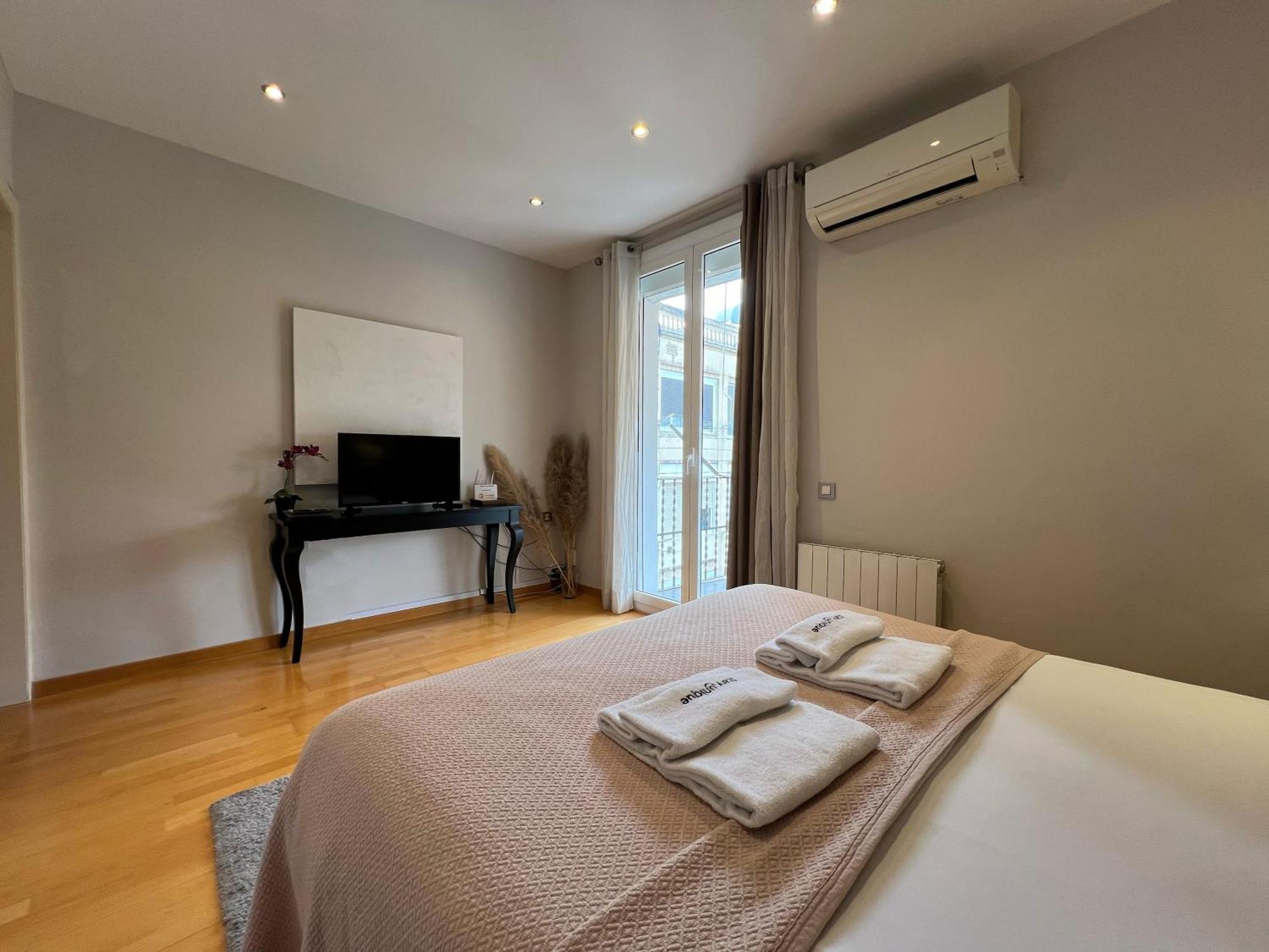 Stay U-Nique Apartments Sepulveda Barcelona Ngoại thất bức ảnh